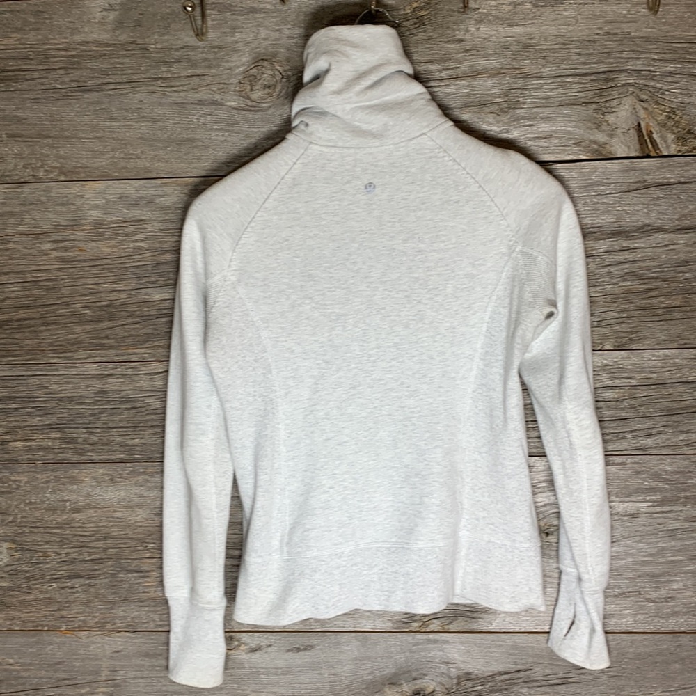 Lululemon jacket - Picture 4 of 5